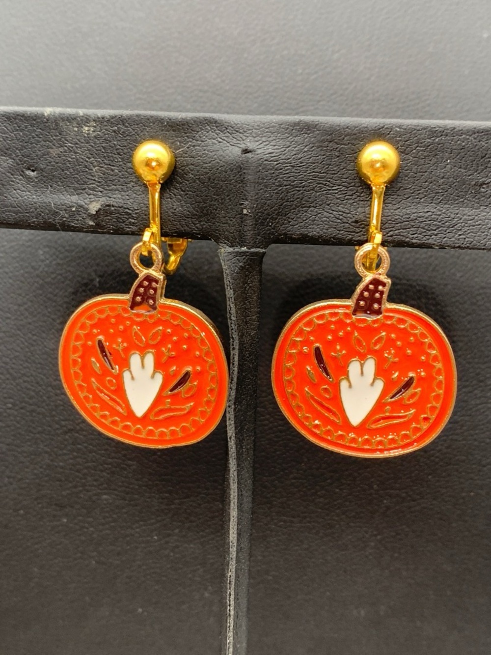 Gold-Tone Fall / Autumn harvest Orange Pumpkin Drop clip on Earrings - Unbranded